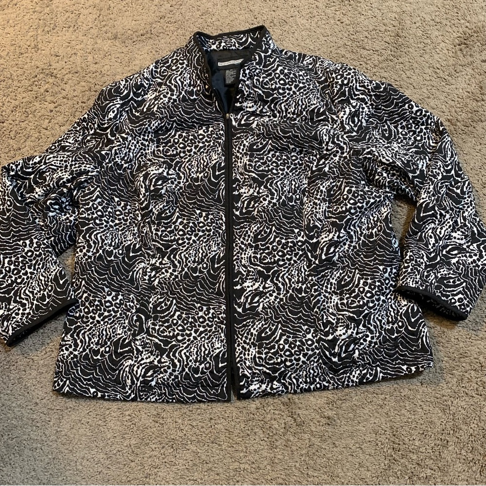 Requirements Black & White Jacket 2X